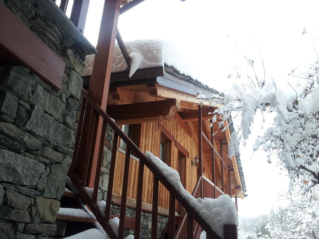 Eco Chalet Maison Dominique Challand-Saint-Anselme Exterior foto